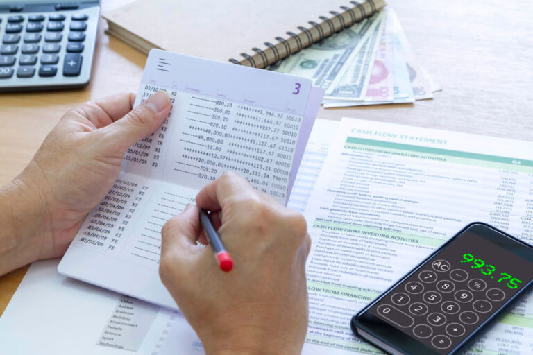 Tips for Avoiding Account Overdrafts